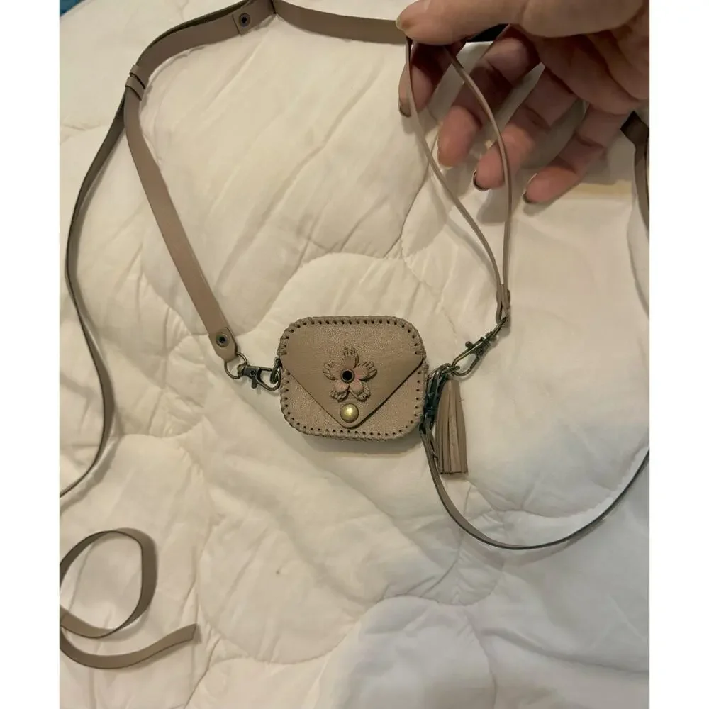 Leather Protective Case w. Adjustable Cross Body Strap for AirPods Pro